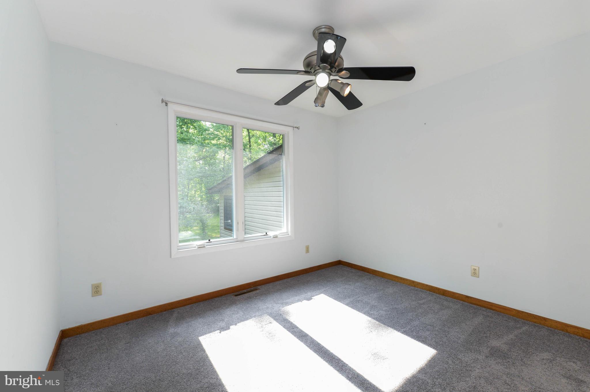 730 Oldfield Point Road Elkton, MD 21921 - Photo 14 of 25 Bedroom 3
