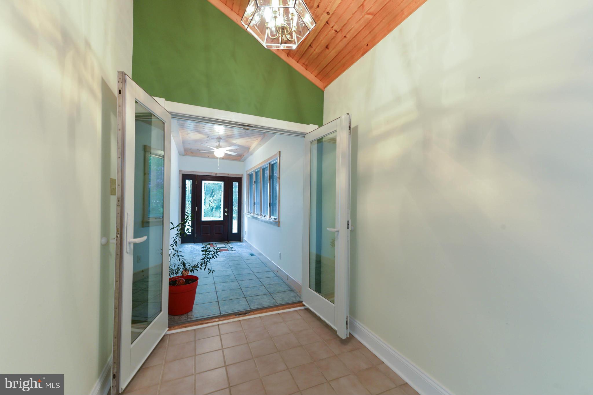 730 Oldfield Point Road Elkton, MD 21921 - Photo 15 of 25 Foyer