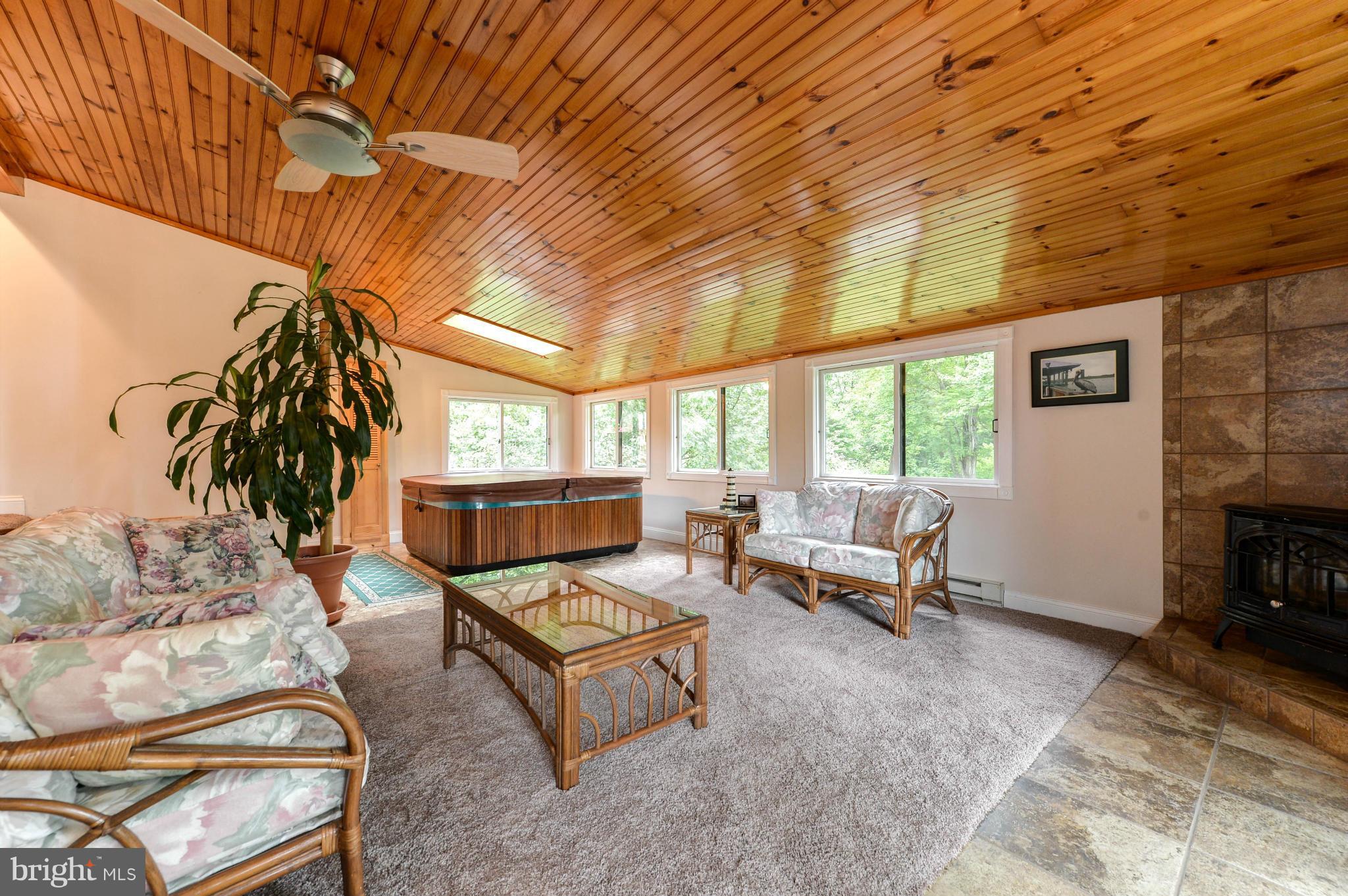 730 Oldfield Point Road Elkton, MD 21921 - Photo 19 of 25 Sunroom