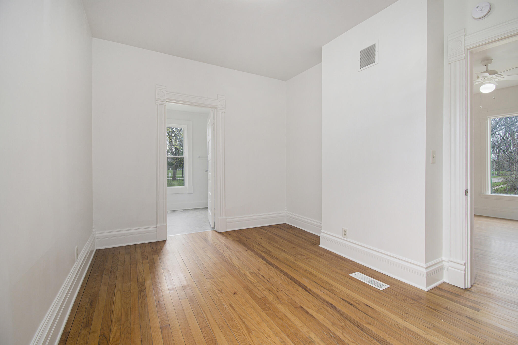 440 East Michigan Avenue Three Rivers, MI 49093 - Photo 14 of 20 DSC_8010