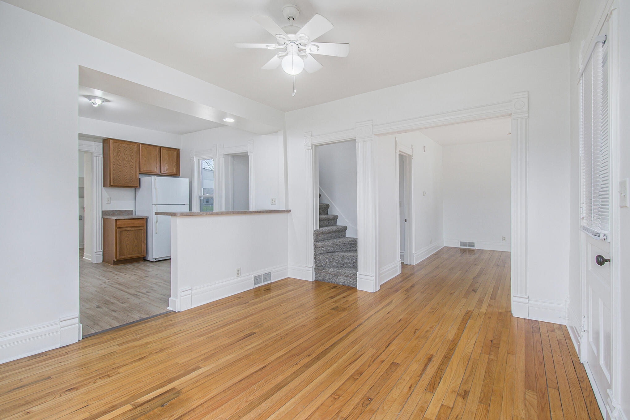 440 East Michigan Avenue Three Rivers, MI 49093 - Photo 6 of 20 DSC_7993