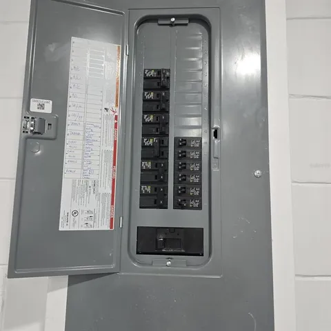 $375,000 | 1021 Old Field Drive, Brandon, FL 33511