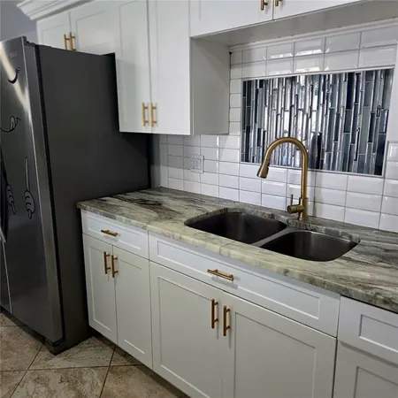 $1,975 | 5232 Sparrow Drive, Holiday, FL 34690