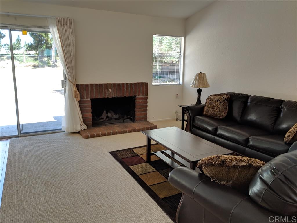 3022 Segovia Way Carlsbad, CA 92009 - Photo 4 of 15