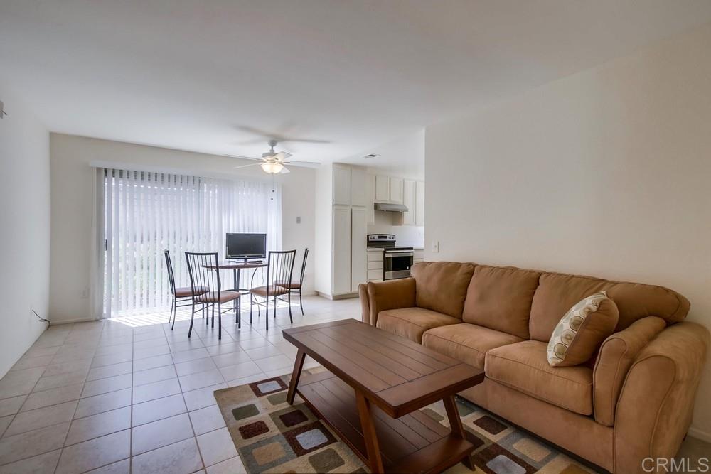 3022 Segovia Way Carlsbad, CA 92009 - Photo 9 of 15