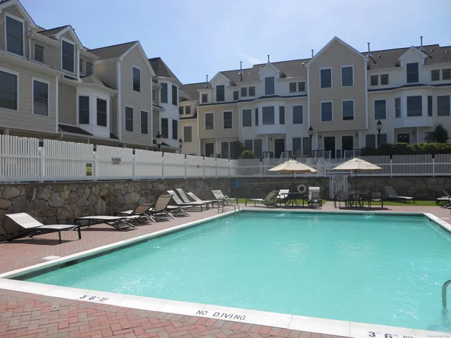 $3,650 | 85 Camp Avenue, Unit 3B, Stamford, CT 06907