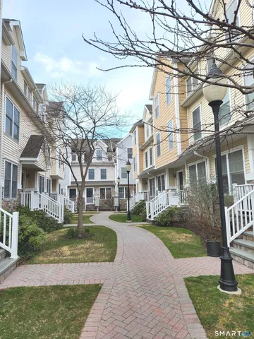 $3,650 | 85 Camp Avenue, Unit 3B, Stamford, CT 06907