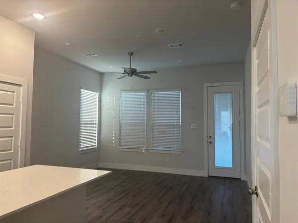 $2,199 | 825 West Mayfield Road, Unit 102, Arlington, TX 76015