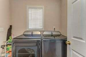 9 Royal Oak Drive Northeast Rome, GA 30165 - Photo 22 of 31 a utility room with dryer and washer