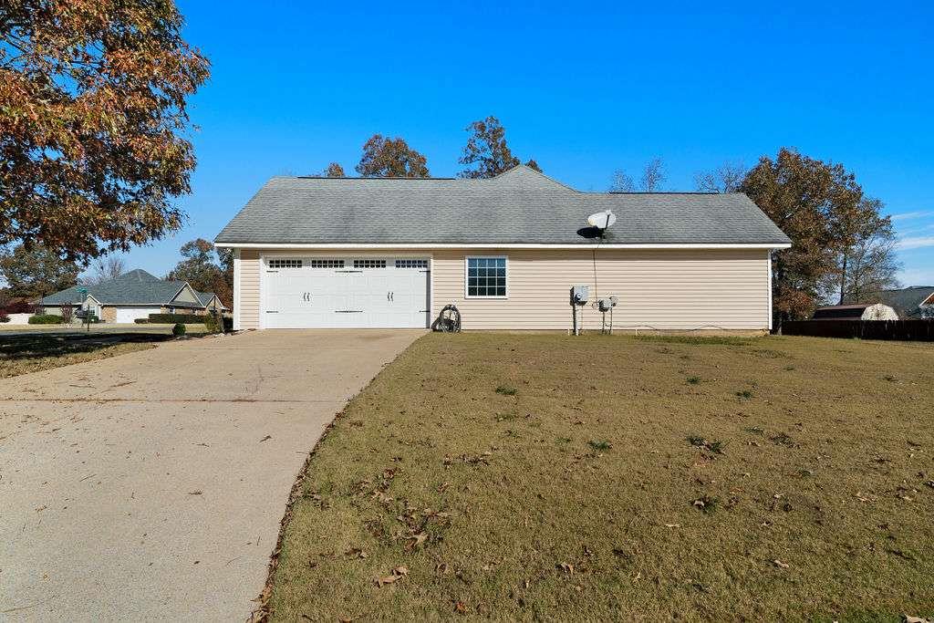 9 Royal Oak Drive Northeast Rome, GA 30165 - Photo 26 of 31 a view of a house with a yard