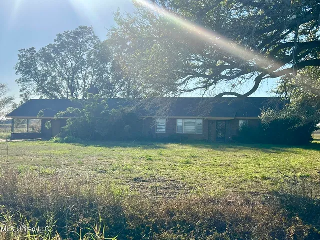 $125,000 | 525 Delta City Road, Hollandale, MS 38748