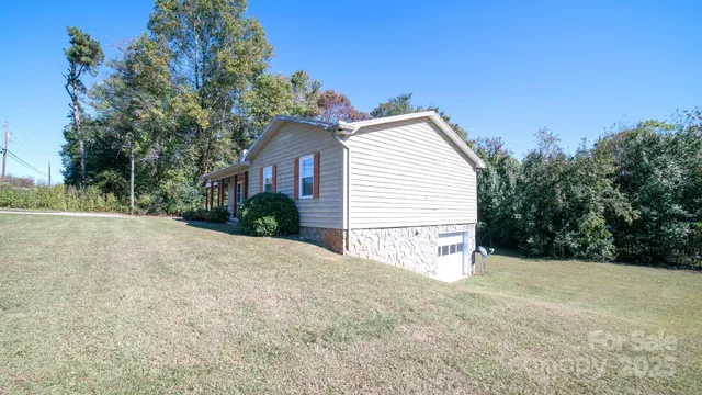 $265,000 | 4186 Horseshoe Bend Road, Hudson, NC 28638