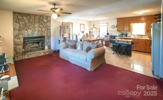 $265,000 | 4186 Horseshoe Bend Road, Hudson, NC 28638