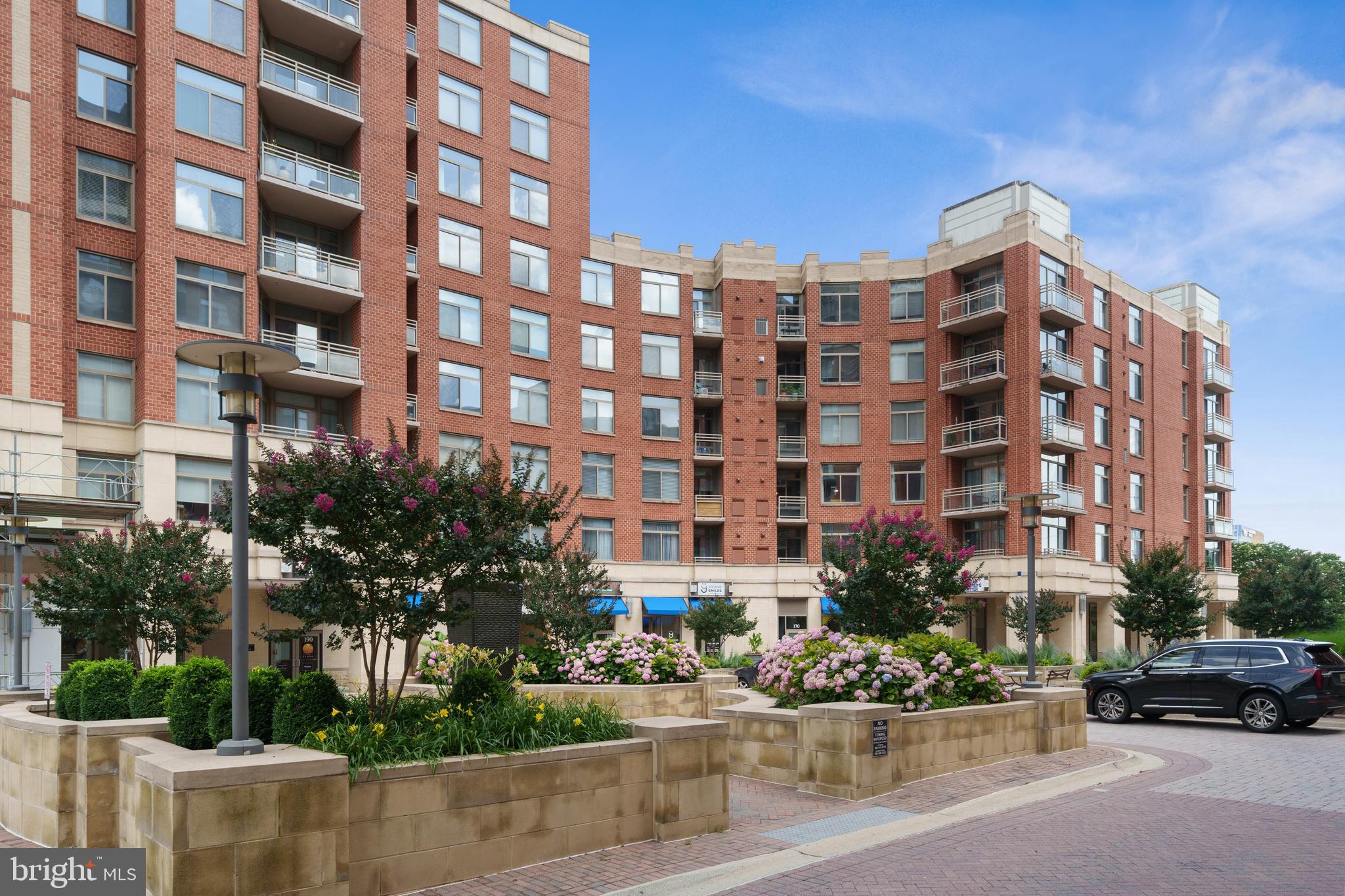 3600 South Glebe Road, Unit 215W Arlington, VA 22202 - Photo 1 of 33