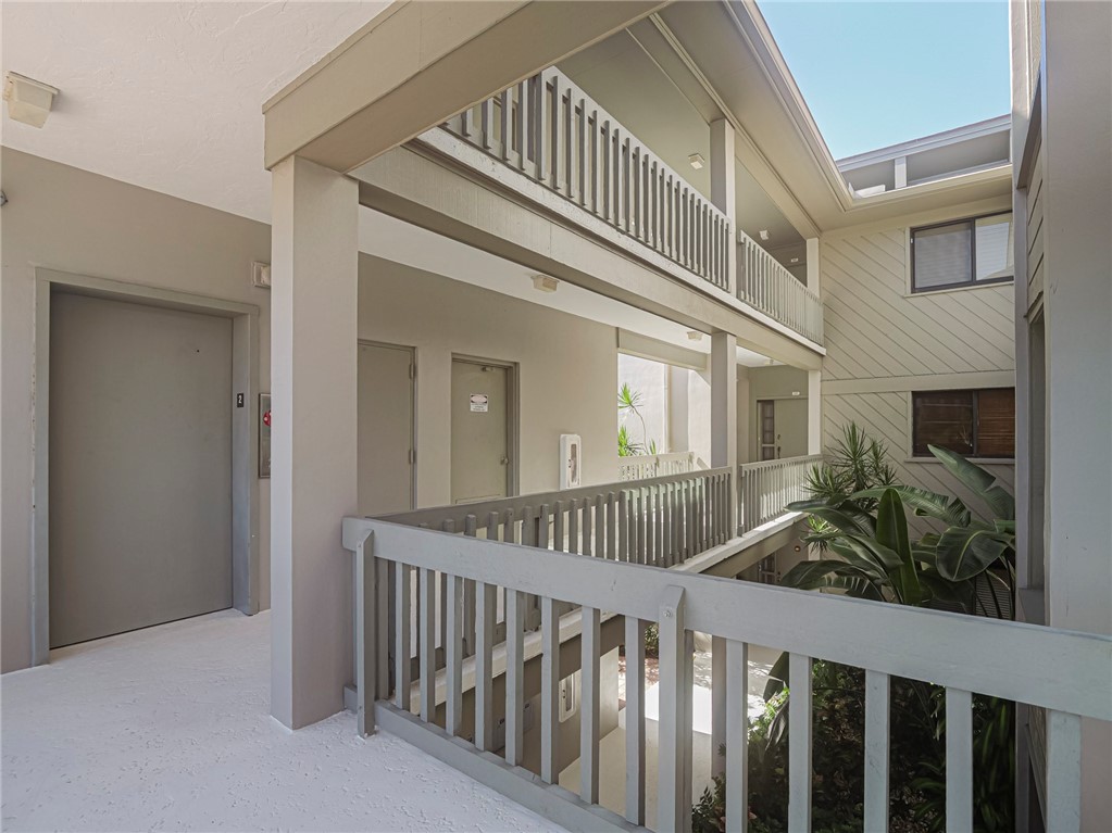 1001 Bay Road, Unit 205 Vero Beach, FL 32963 - Photo 5 of 36