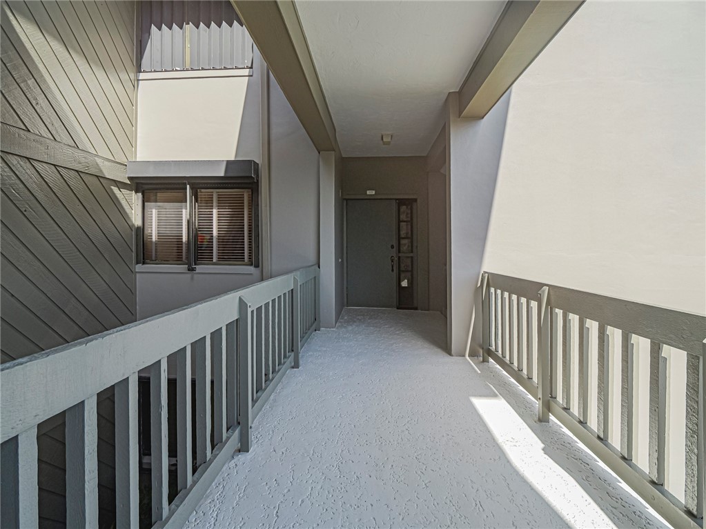 1001 Bay Road, Unit 205 Vero Beach, FL 32963 - Photo 7 of 36