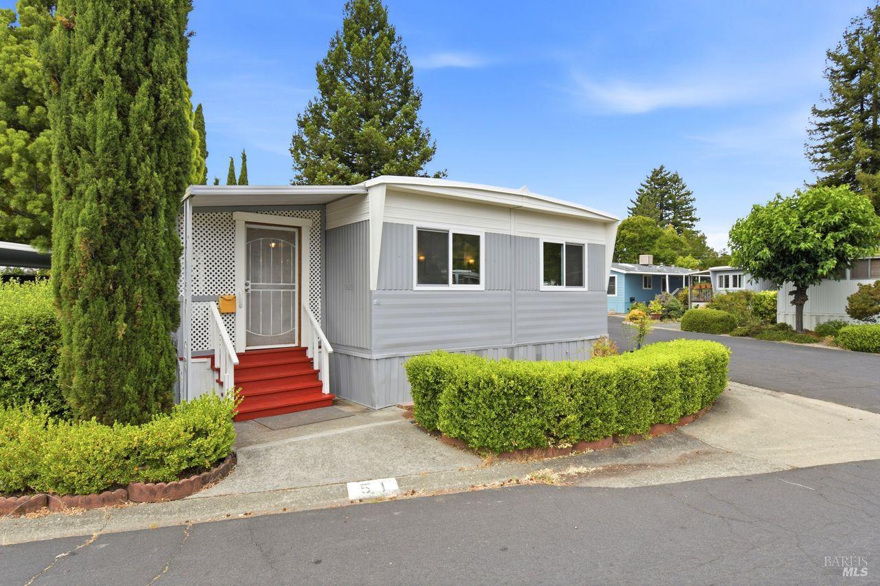 51 Coronado Circle Santa Rosa, CA 95409 - Photo 3 of 36