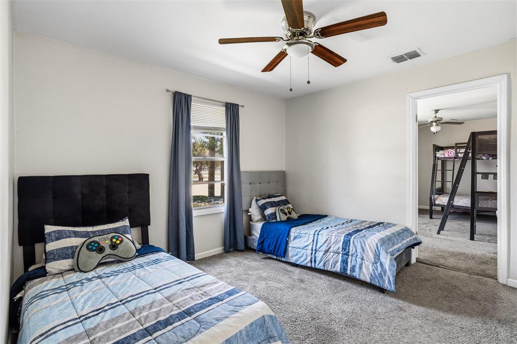 516 East Wintergreen Road DeSoto, TX 75115 - Photo 16 of 26