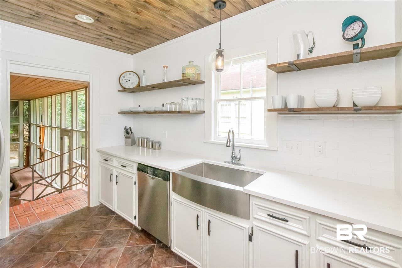 12 South Street Mobile, AL 36606 - Photo 7 of 26