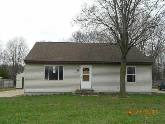 44 Porter Road Muskegon, MI 49441 - Photo 1 of 15 Primary Photo