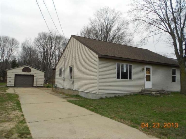 44 Porter Road Muskegon, MI 49441 - Photo 2 of 15 Additional Photo