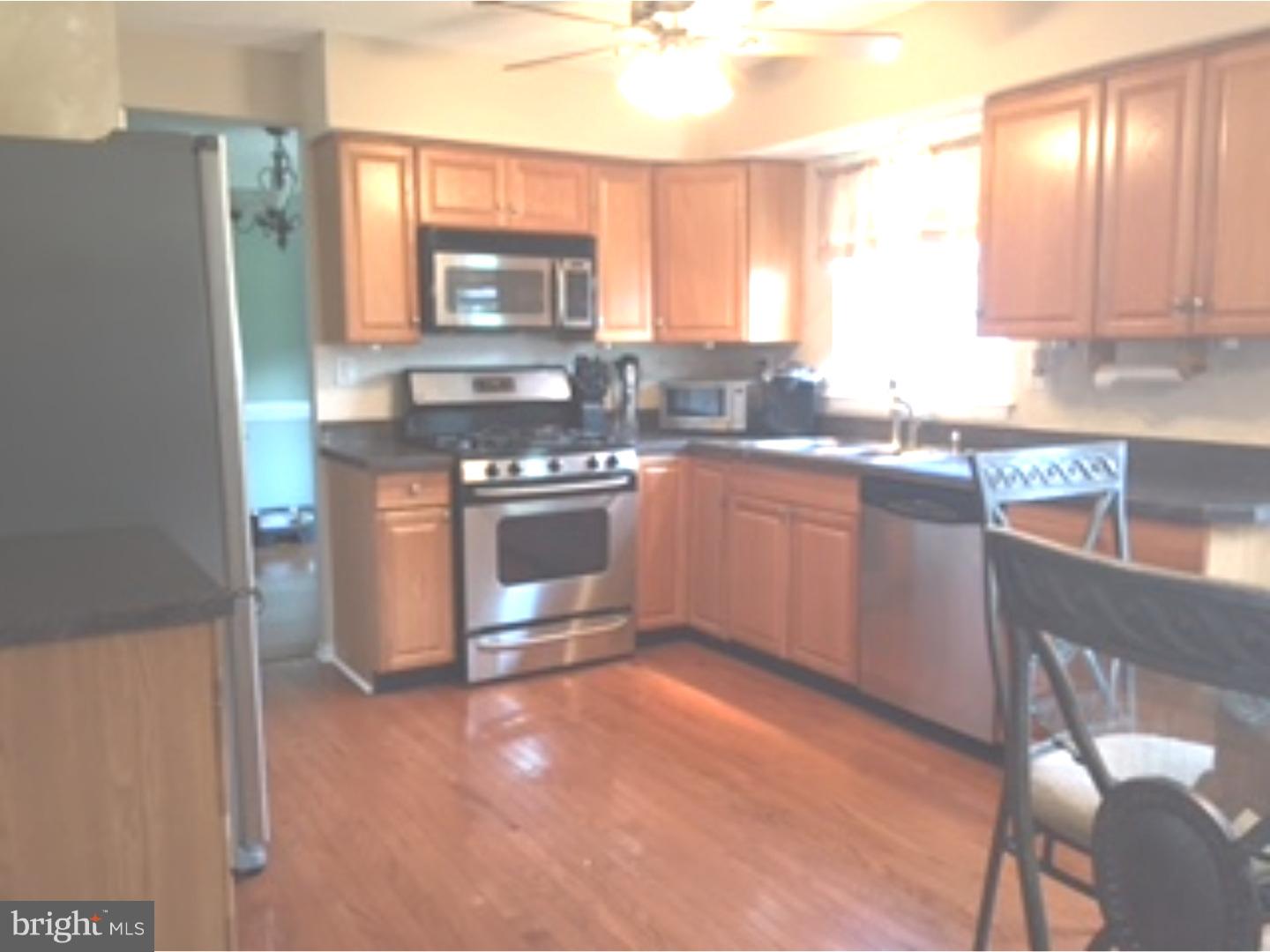 113 Lomond Road Williamstown, NJ 08094 - Photo 2 of 24 Kitchen