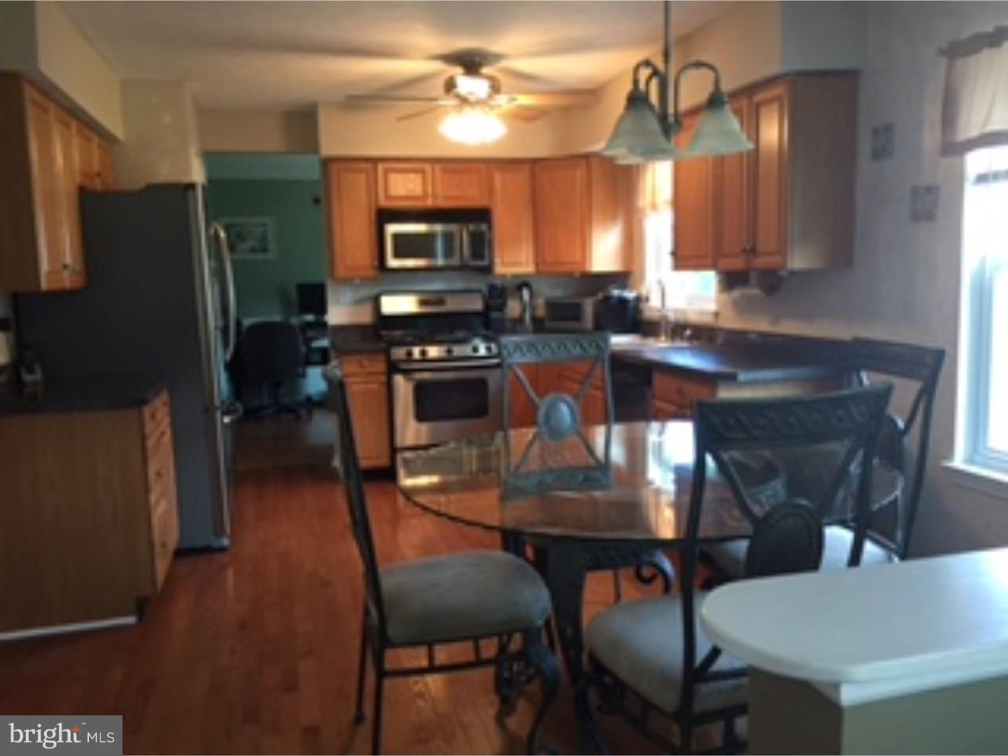 113 Lomond Road Williamstown, NJ 08094 - Photo 4 of 24 Kitchen