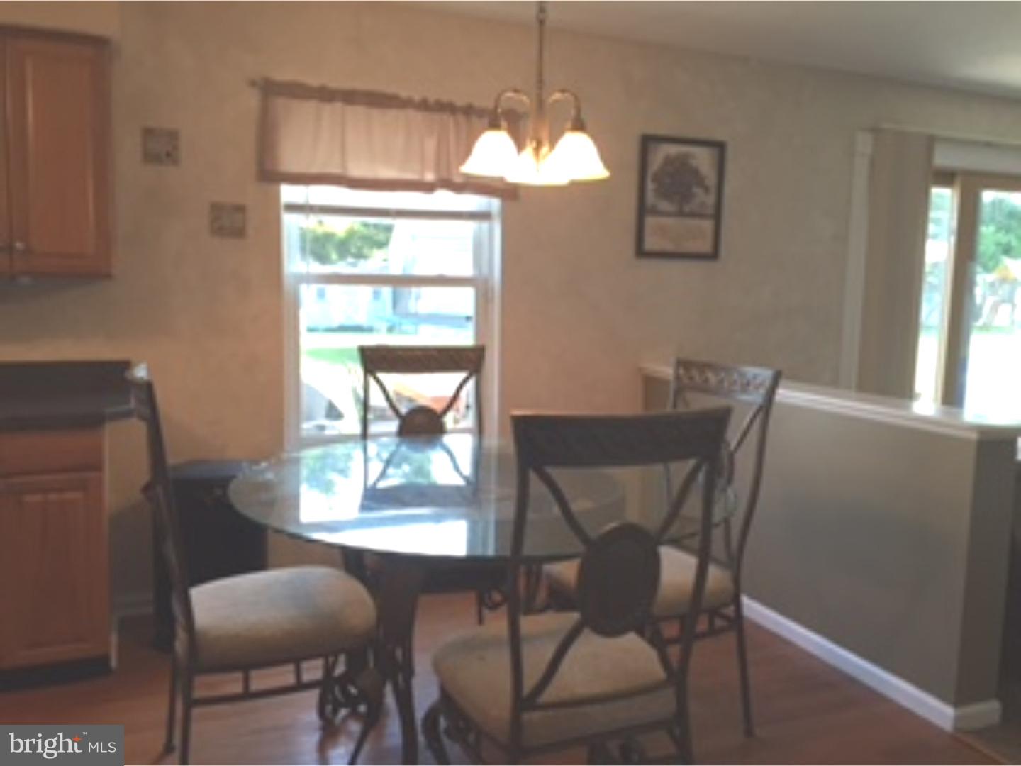 113 Lomond Road Williamstown, NJ 08094 - Photo 5 of 24 Kitchen