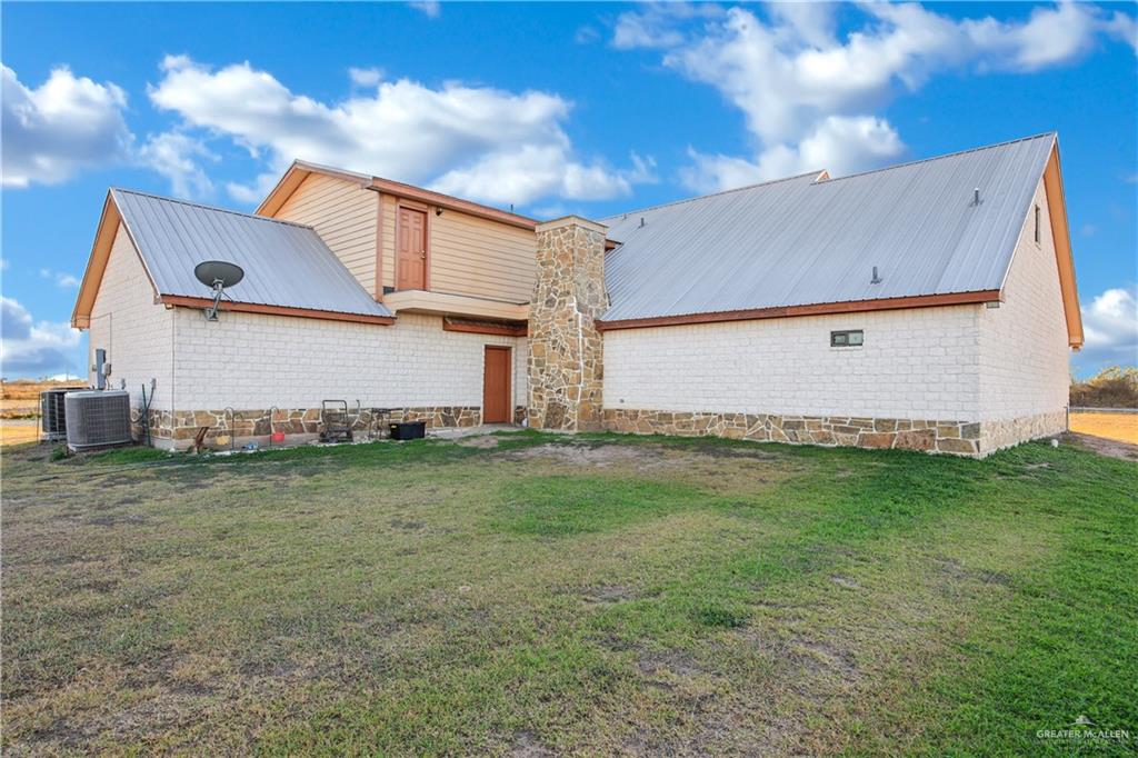 26072 Brushline Road Edcouch, TX 78538 - Photo 25 of 32