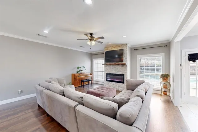 $587,000 | 1985 Murifield Avenue, Rockwall, TX 75087