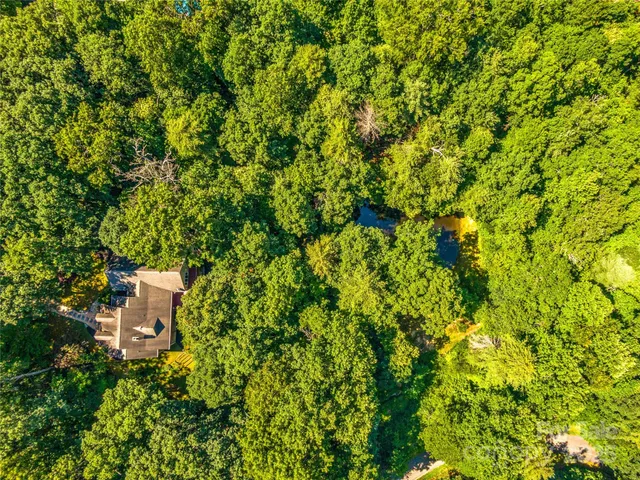 $720,000 | 247 Big Raven Lane, Saluda, NC 28773