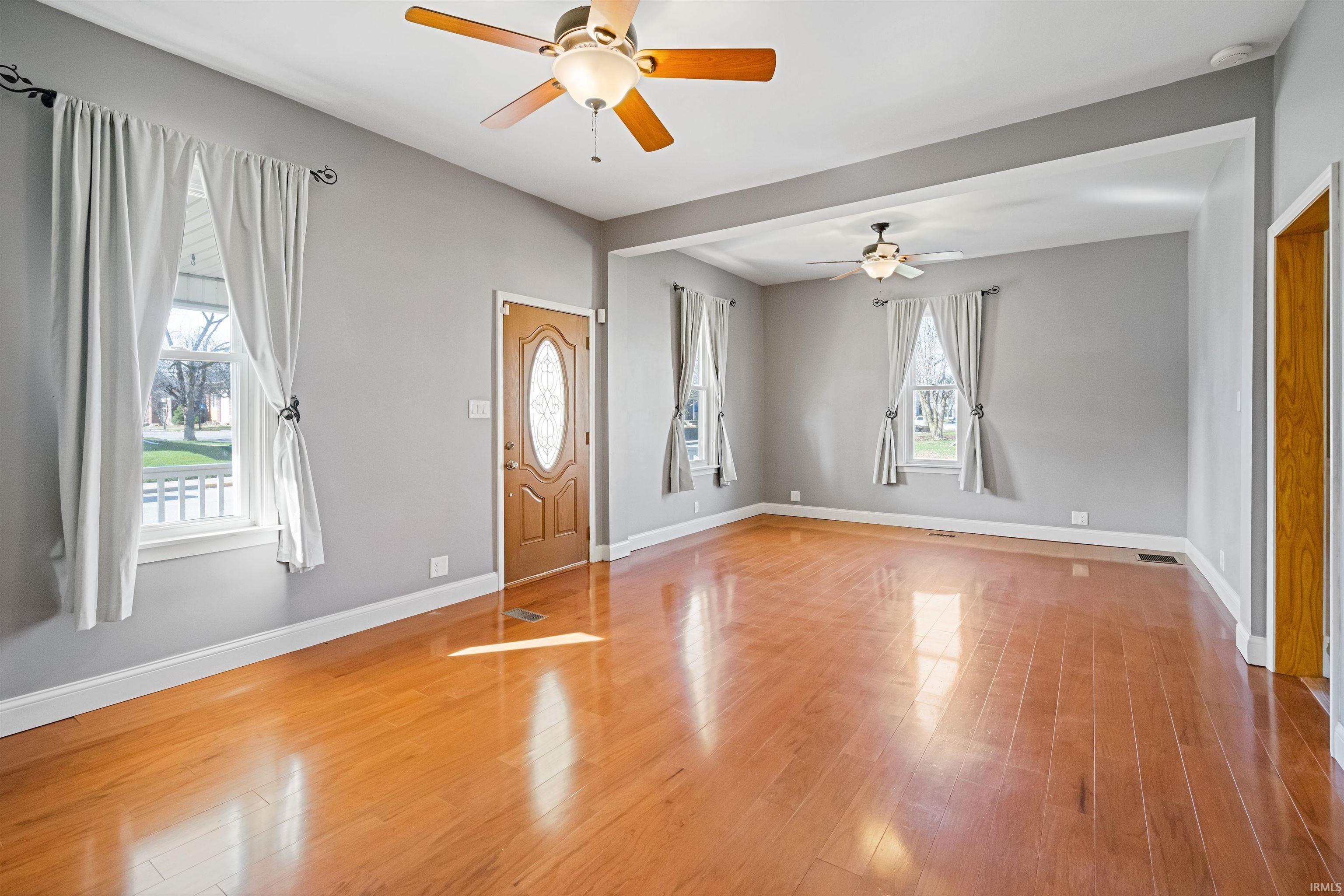 121 West Walnut Street Flora, IN 46929 - Photo 7 of 20
