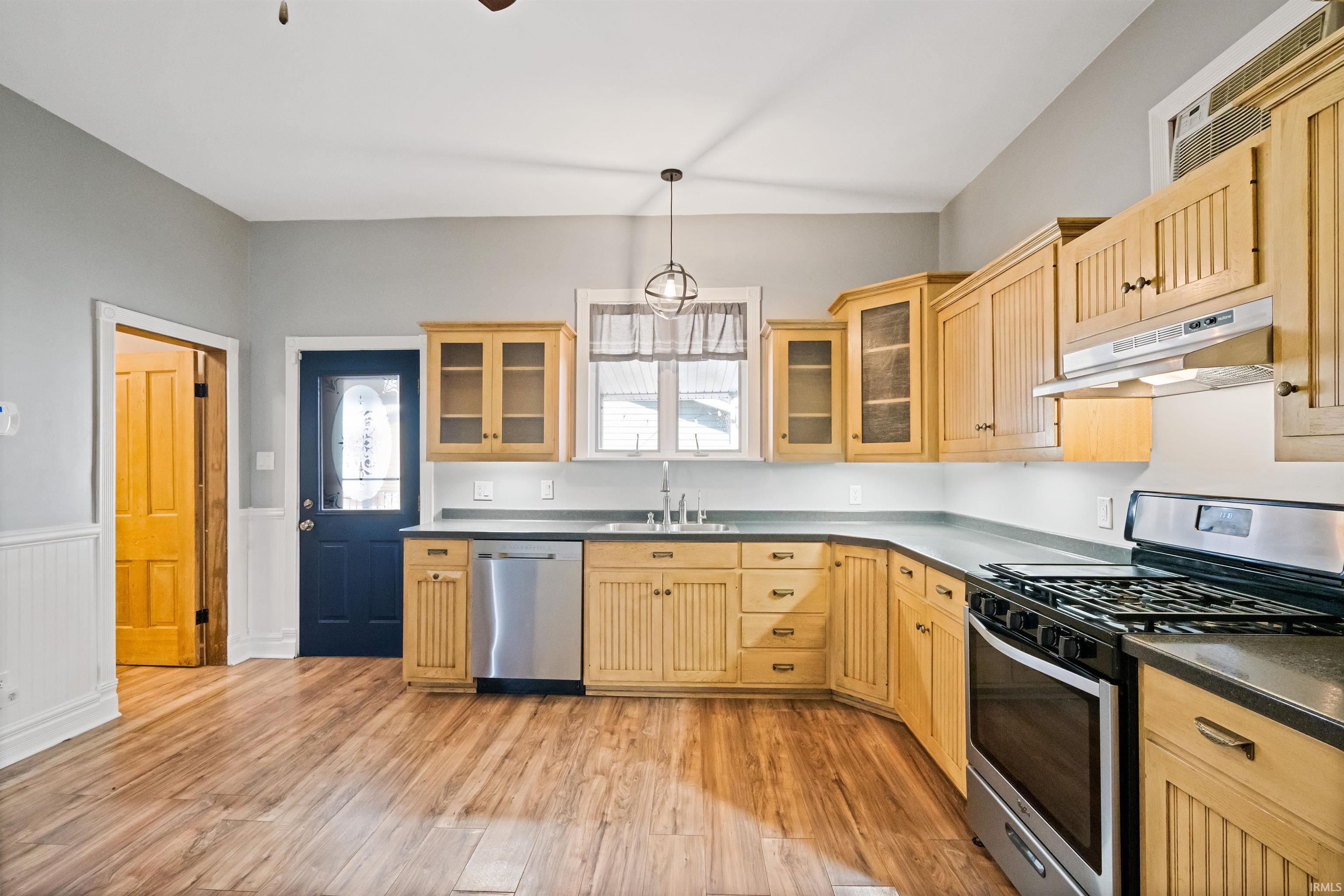 121 West Walnut Street Flora, IN 46929 - Photo 10 of 20