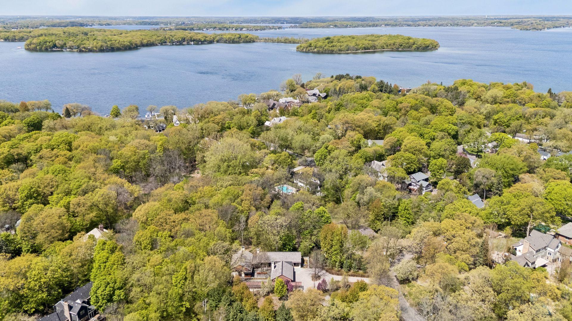 20545 Linden Road Deephaven, MN 55331 - Photo 2 of 94