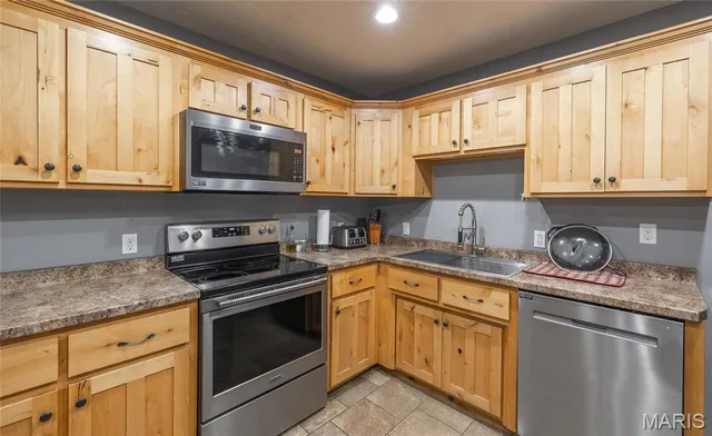 $850,000 | 25675 Highway N Lebanon Mo 65536, Lebanon, MO 65536