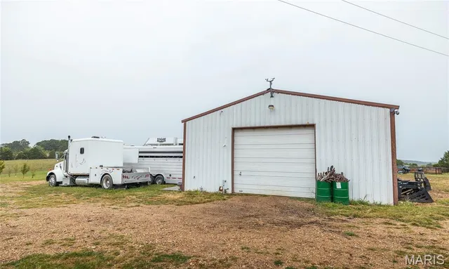 $850,000 | 25675 Highway N Lebanon Mo 65536, Lebanon, MO 65536