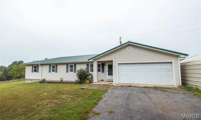 $850,000 | 25675 Highway N Lebanon Mo 65536, Lebanon, MO 65536