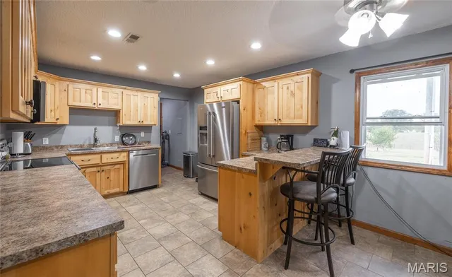 $850,000 | 25675 Highway N Lebanon Mo 65536, Lebanon, MO 65536