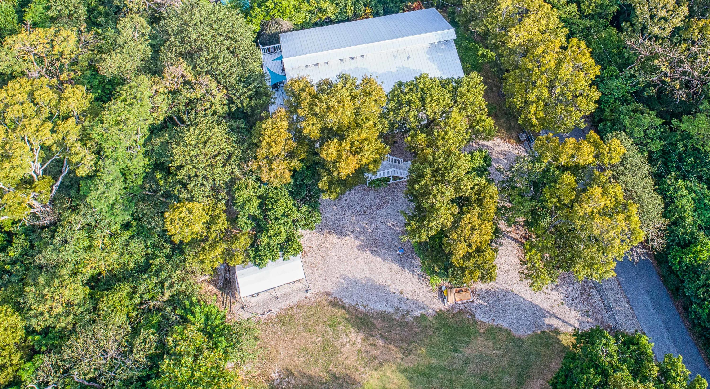 260 Key Honey Road Tavernier, FL 33070 - Photo 6 of 35 x transformer-6
