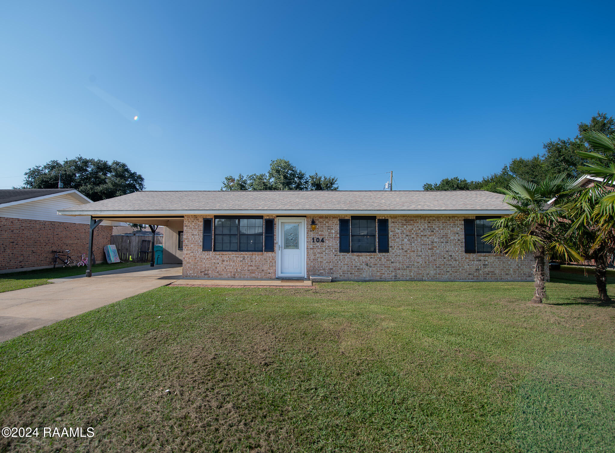 104 Hunter Street Eunice, LA 70535 - Photo 1 of 23 Front of home