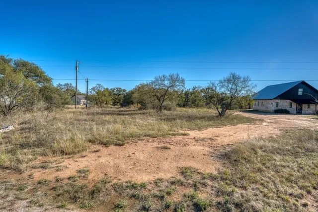 $340,000 | 104 County Road 104, Llano, TX 78643