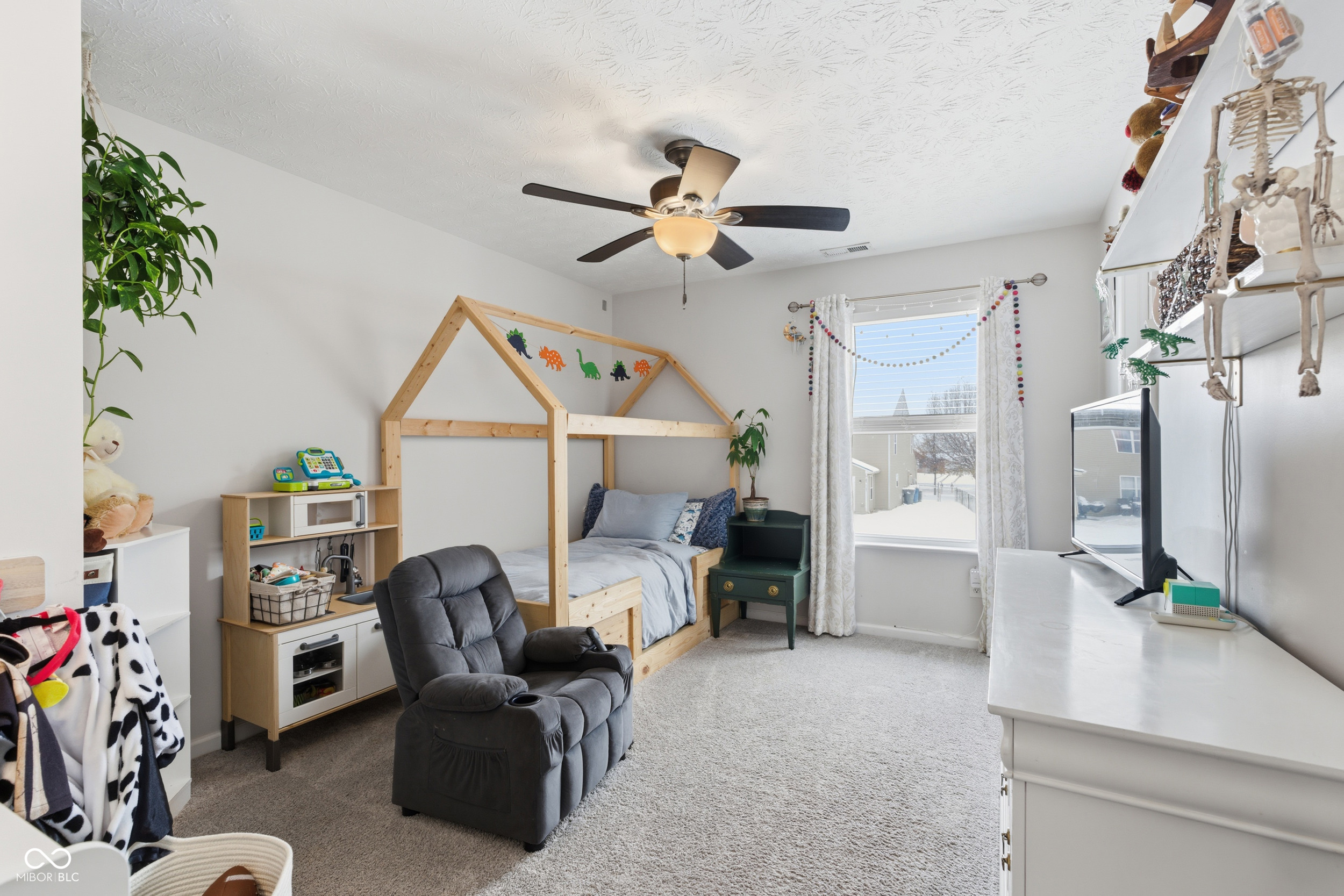 2013 Sotheby Lane Indianapolis, IN 46239 - Photo 17 of 35