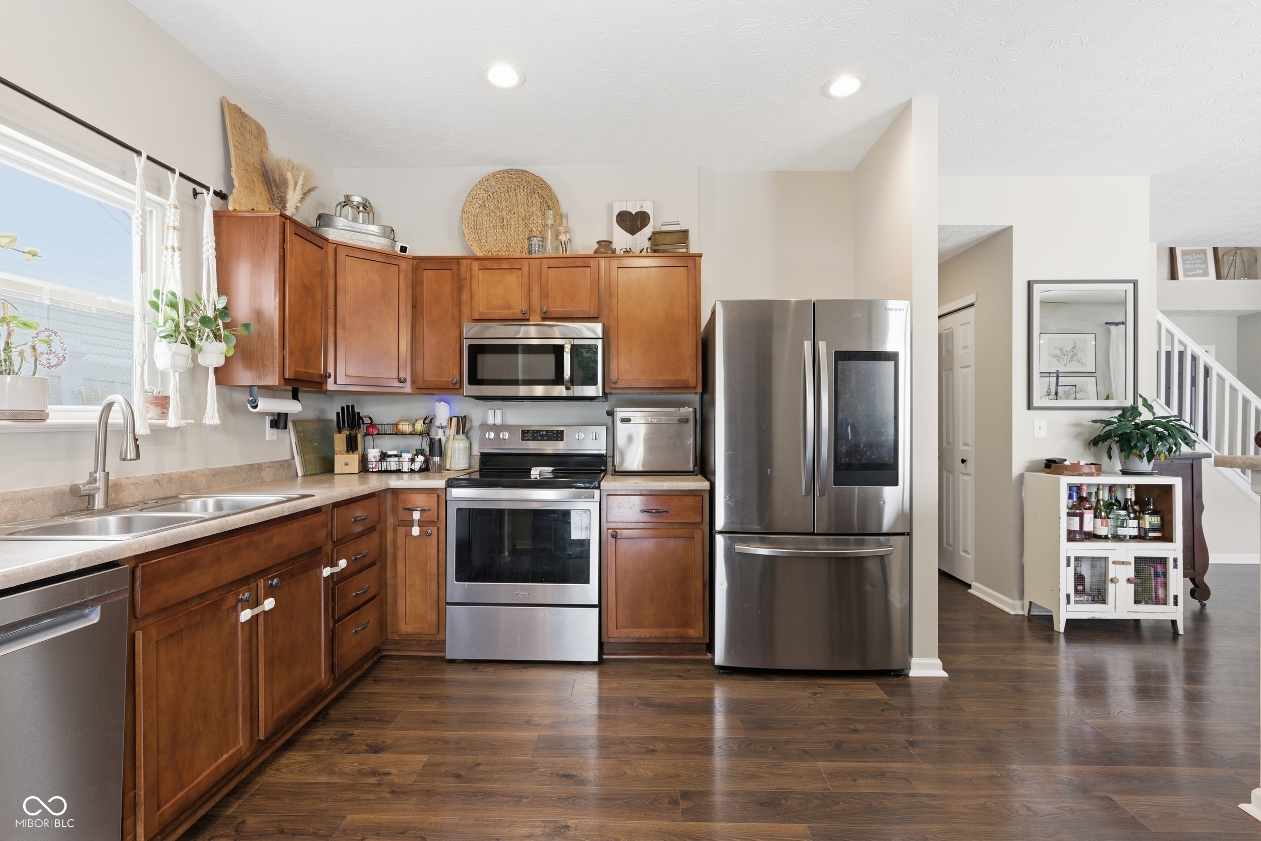 2013 Sotheby Lane Indianapolis, IN 46239 - Photo 6 of 35