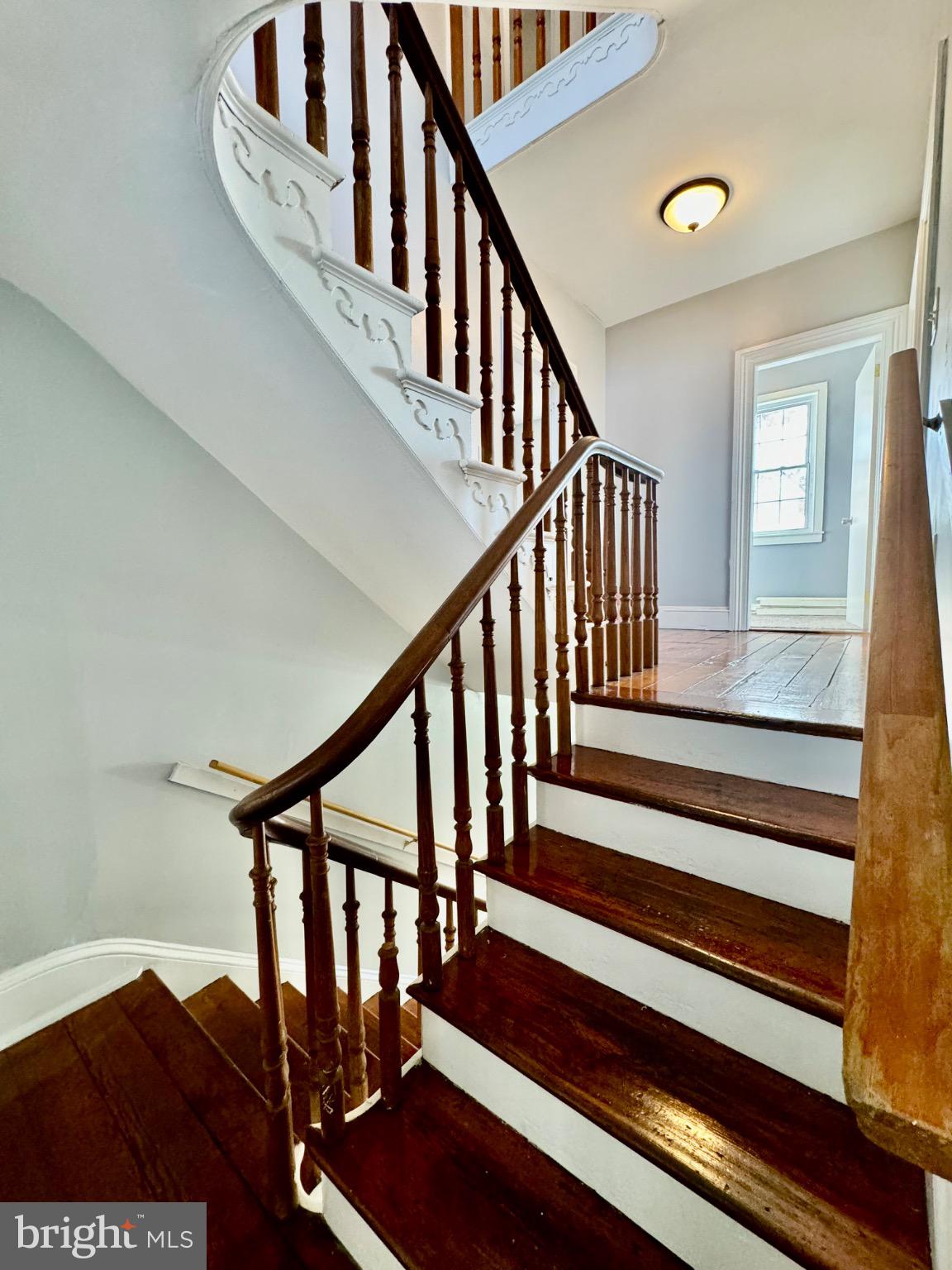 3210 Harford Road Baltimore, MD 21218 - Photo 12 of 33 a view of entryway