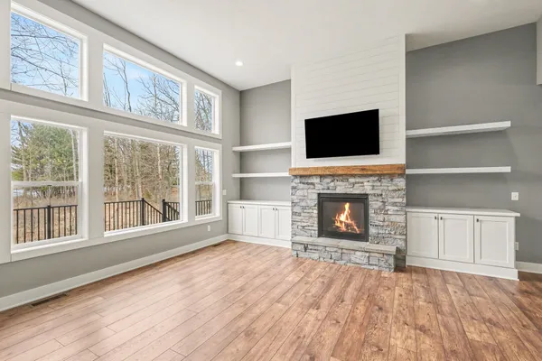 $529,900 | 13225 Ducheny Drive, Gowen, MI 49326