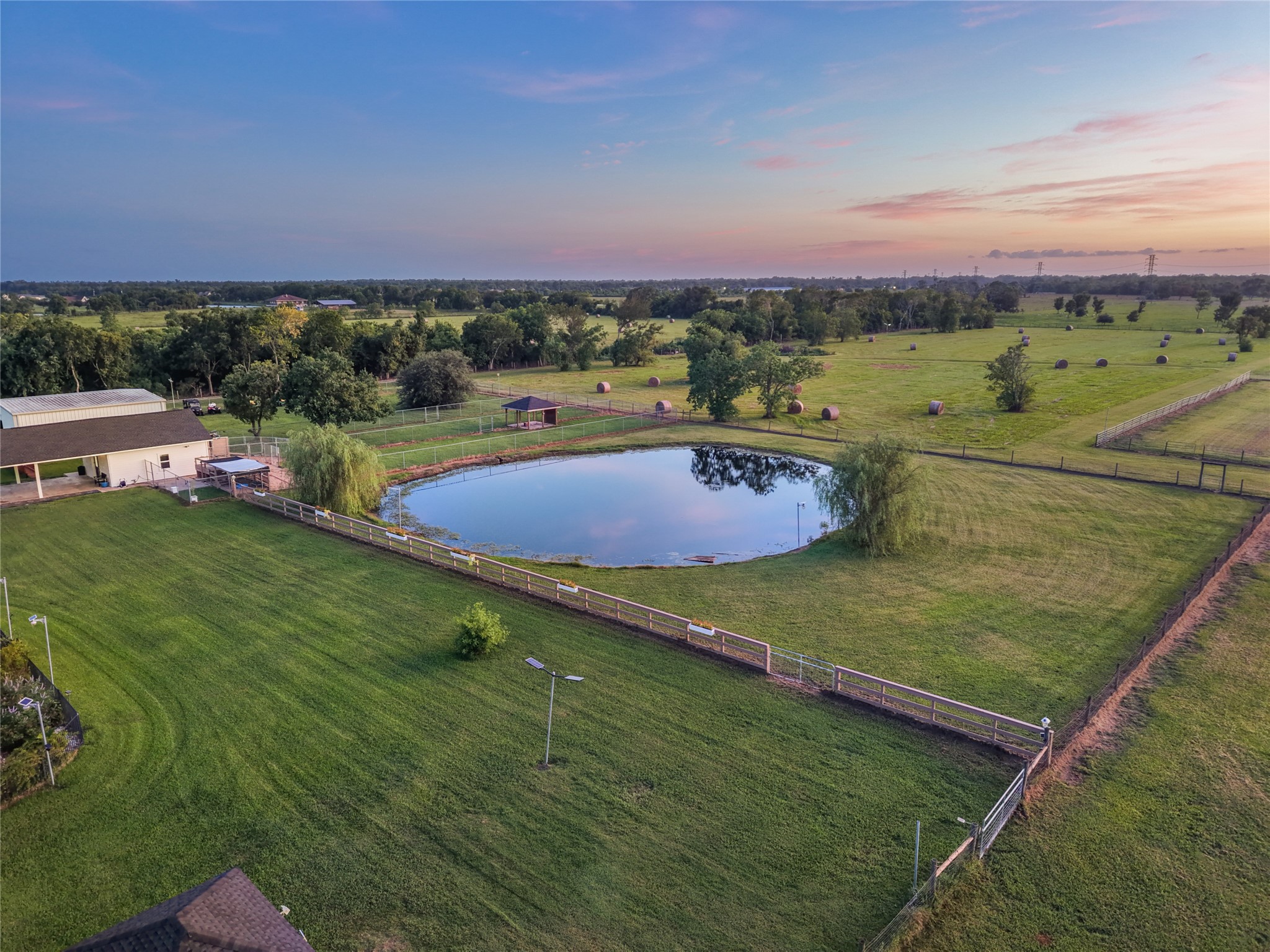616 County Road 44 Angleton, TX 77515 - Photo 18 of 50 Gallery Image 18
