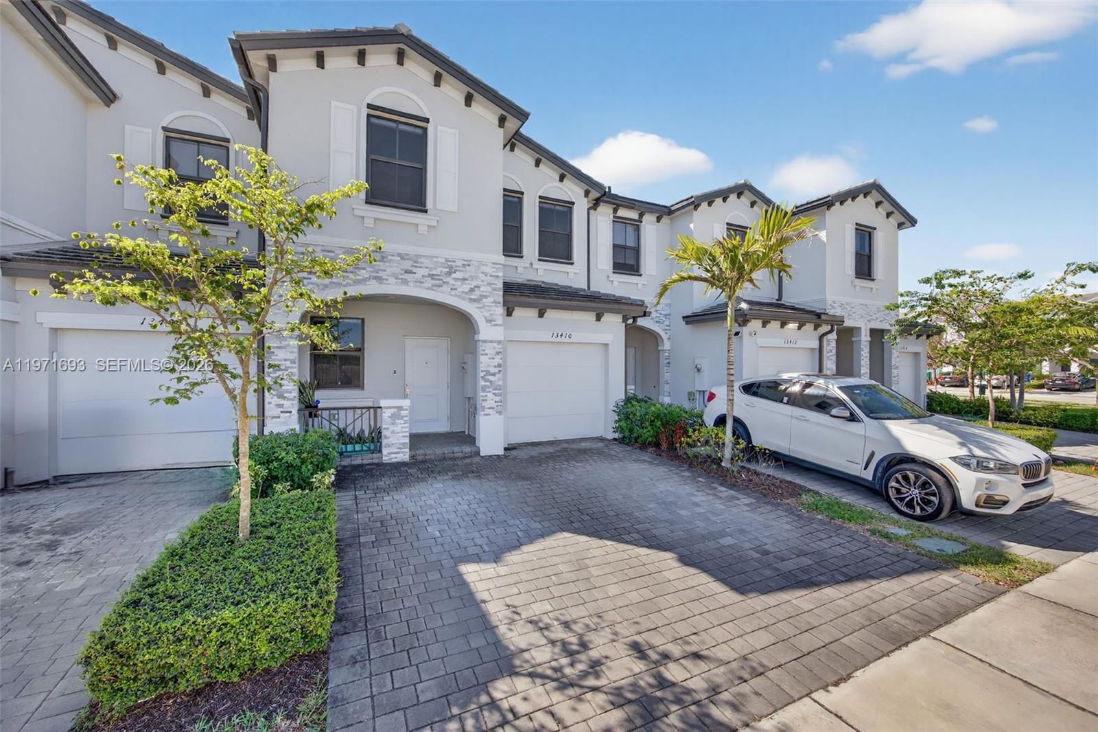 13410 Southwest 286th Street Homestead, FL 33033 - Photo 4 of 44