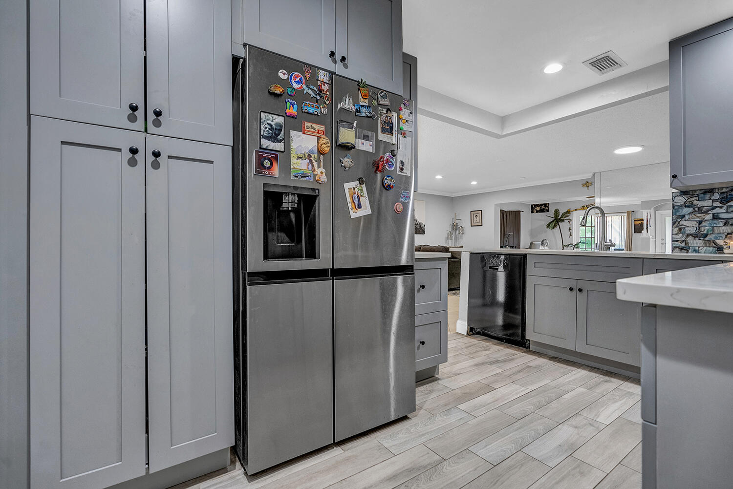 9544 Richmond Circle Boca Raton, FL 33434 - Photo 9 of 29 Kitchen