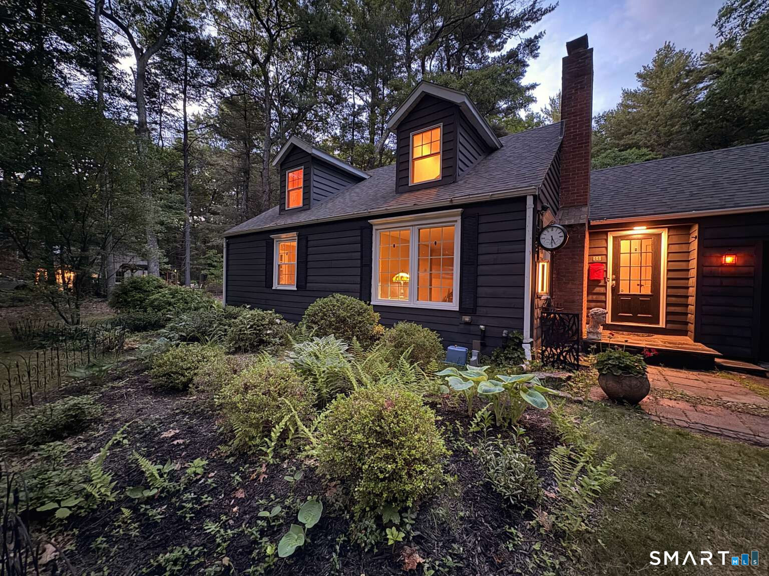 44 Climax Road Simsbury, CT 06070 - Photo 3 of 40