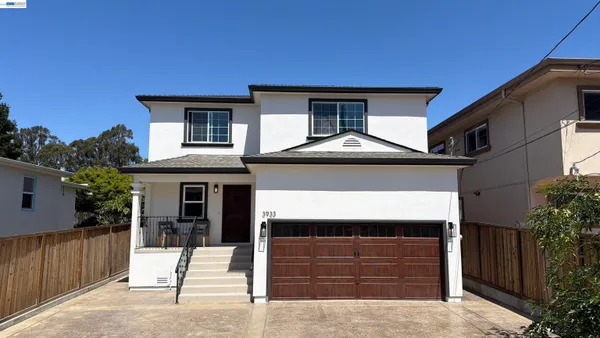 $1,299,000 | 3933 Midvale Avenue, Oakland, CA 94602